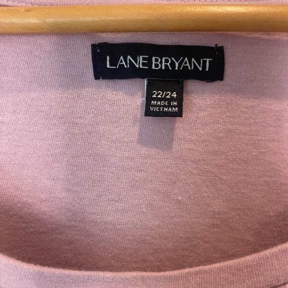 Lane Bryant Pastel Purple Lace Flutter Sleeve Blouse - Size 22/24 - EUC - Picture 2 of 6